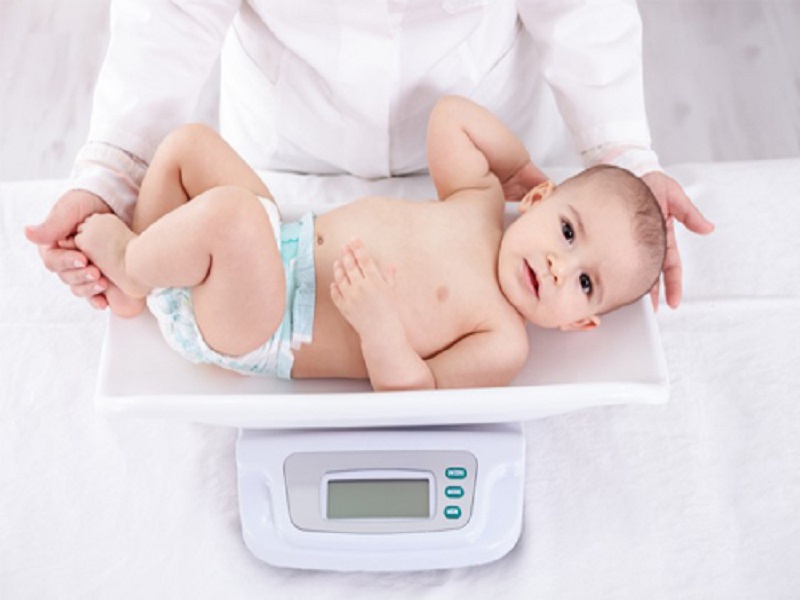 Trẻ sơ sinh tăng cân như thế nào là tốt?