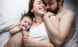 Hậu quả của việc quan hệ sớm sau khi sinh