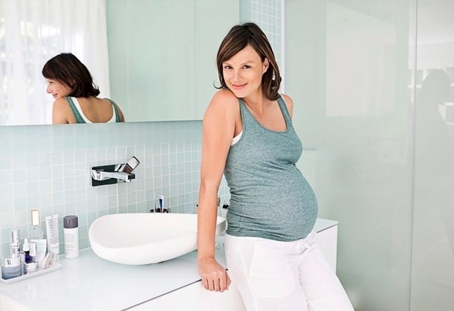 Top 5 loại sữa rửa mặt cho mẹ bầu an toàn